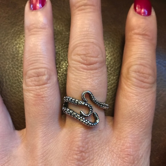 Jewelry - 🦄Octopus 🐙 ring🦄